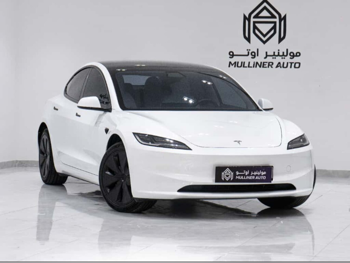 تسلا  مودل 3  2024  اوتوماتيك  16,000 كم  0 سلندر  دفع خلفي  كلاسك  أبيض  تحت الضمان