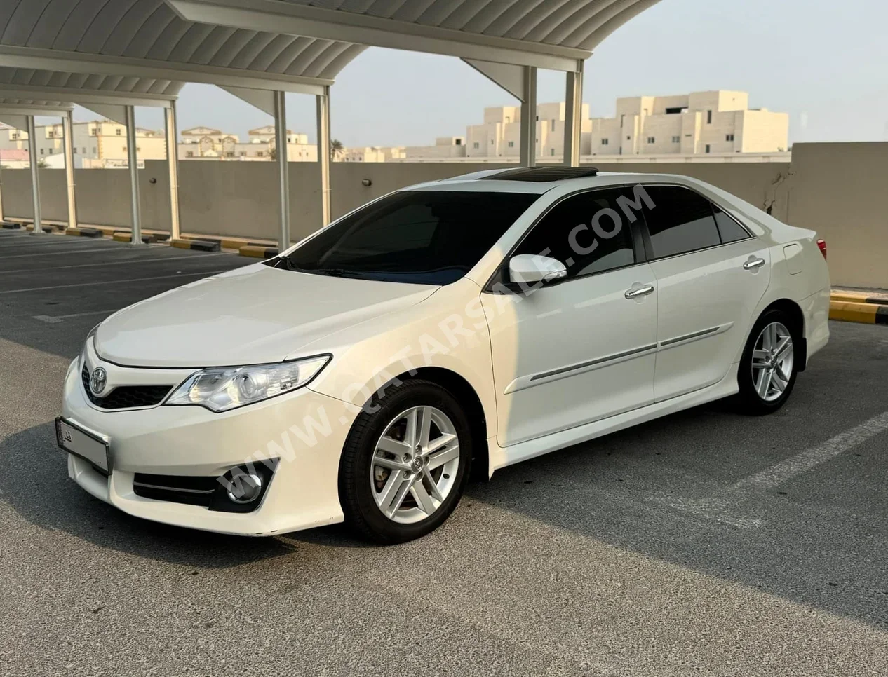 Toyota  Camry  GLX  2013  Automatic  270,000 Km  4 Cylinder  Front Wheel Drive (FWD)  Sedan  Pearl