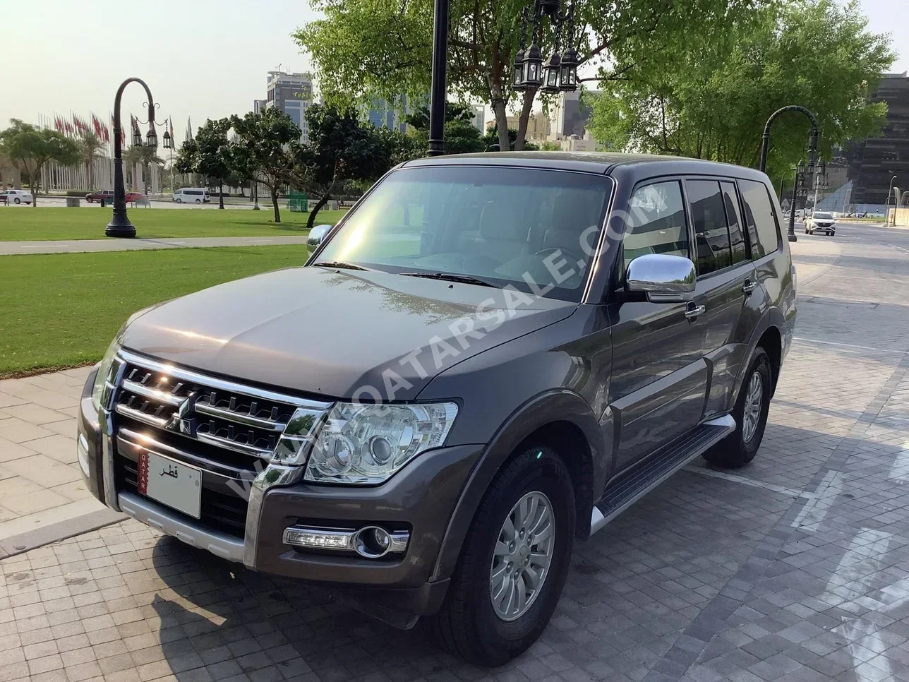 Mitsubishi  Pajero  GLS  2015  Automatic  113,000 Km  6 Cylinder  Four Wheel Drive (4WD)  SUV  Gray
