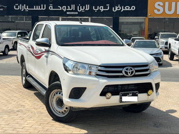 Toyota  Hilux  2020  Automatic  38,000 Km  4 Cylinder  Four Wheel Drive (4WD)  Pick Up  White