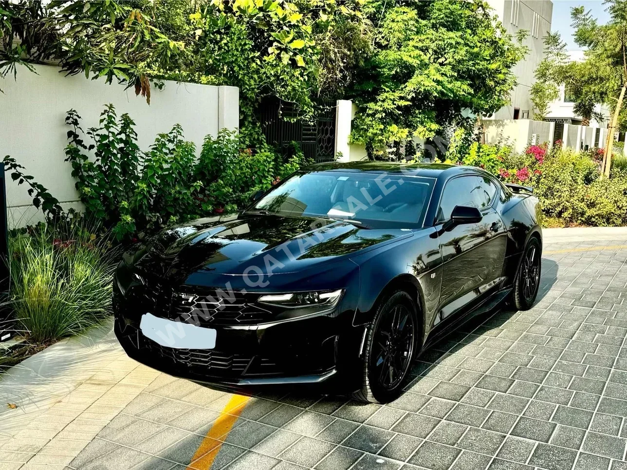 Chevrolet  Camaro  RS  2023  Automatic  39,000 Km  6 Cylinder  Rear Wheel Drive (RWD)  Coupe / Sport  Black  With Warranty