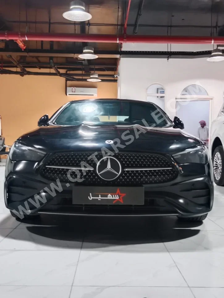 Mercedes-Benz  CLE  200  2025  Automatic  28,000 Km  4 Cylinder  All Wheel Drive (AWD)  Sedan  Black  With Warranty