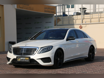 Mercedes-Benz  S-Class  63 AMG  2015  Automatic  125,000 Km  8 Cylinder  All Wheel Drive (AWD)  Sedan  White