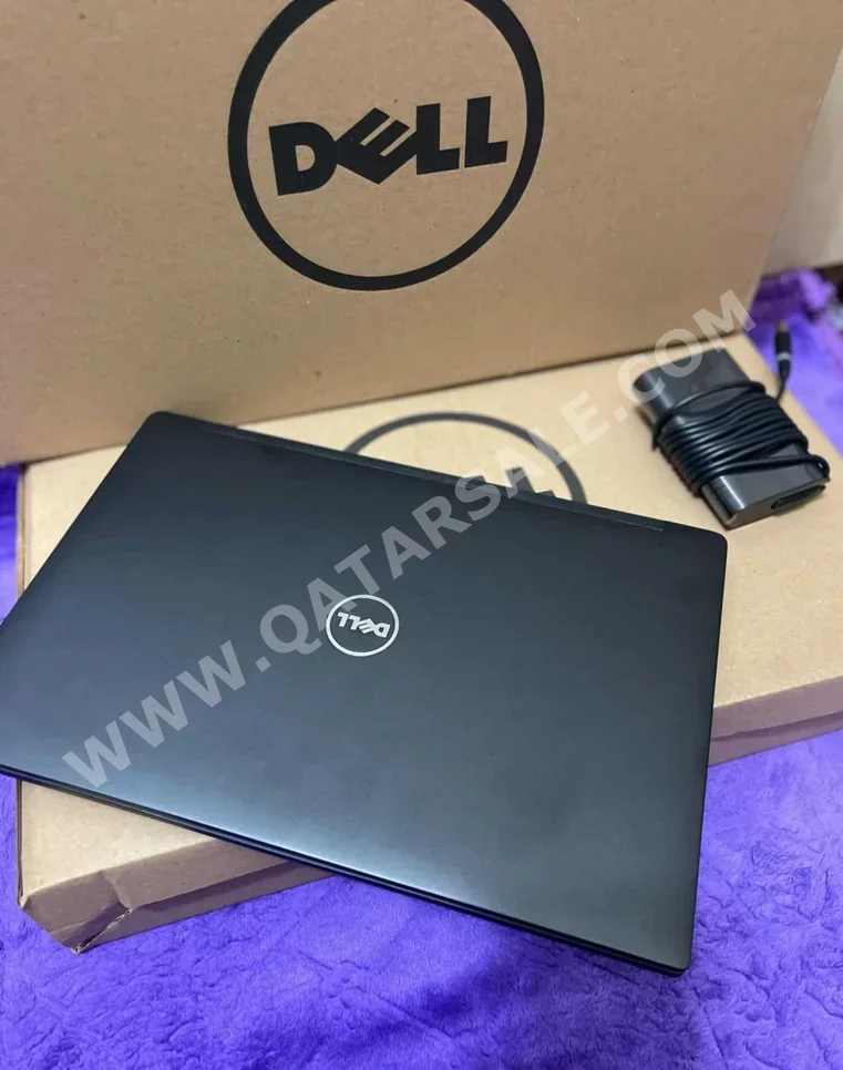 Laptops Dell  - Latitude  2021  - Grey  - Windows 11  - Intel  - Core i7  -Memory (Ram): 16 GB