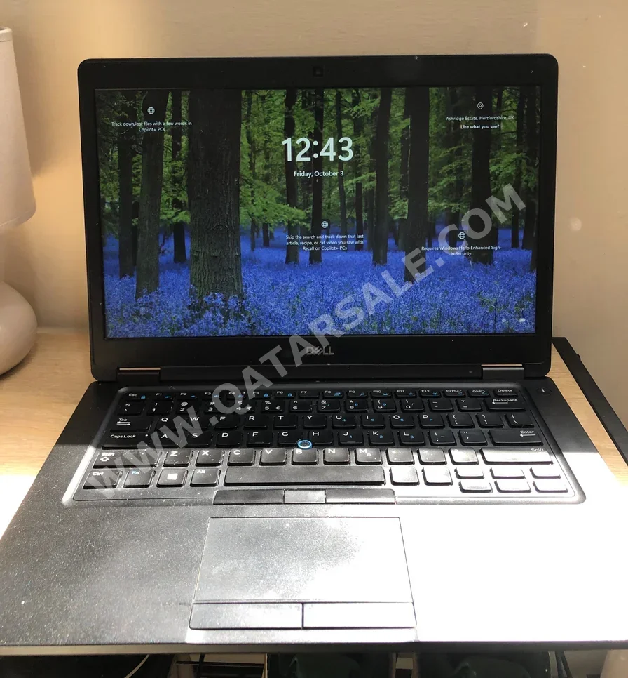 Laptops Dell - Latitude 2020 - Black - Windows 11 - Intel - Core i5 -Memory (Ram): 8 GB