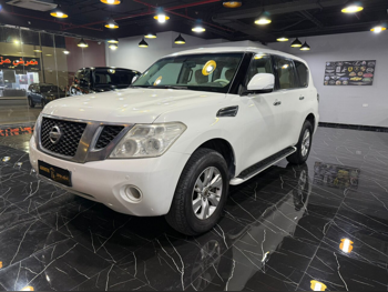 نيسان  باترول  اس اي  2012  اوتوماتيك  366,000 كم  8 سلندر  دفع رباعي  اس يو في  أبيض