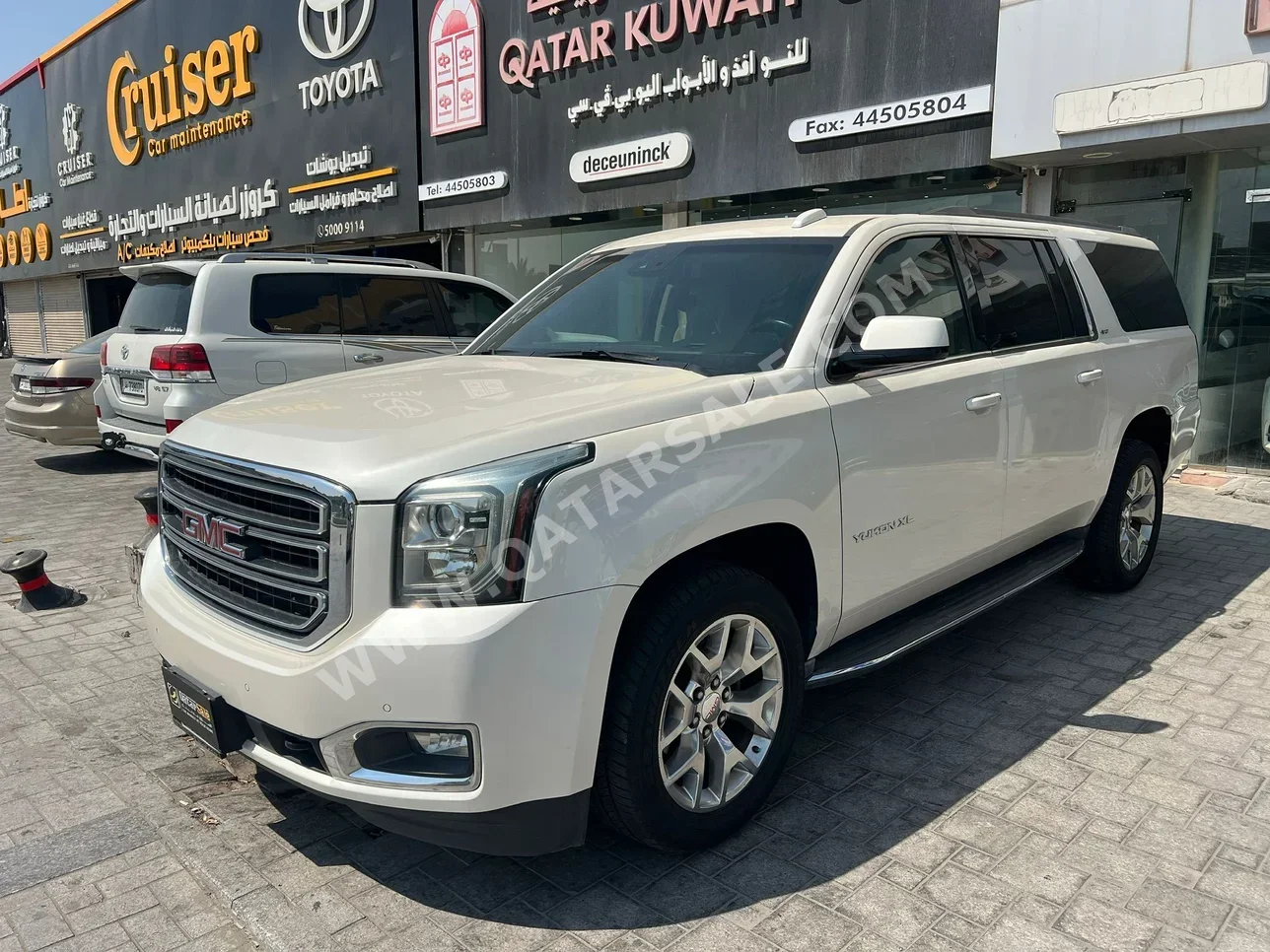 GMC  Yukon  Denali XL  2015  Automatic  234,000 Km  8 Cylinder  Four Wheel Drive (4WD)  SUV  White