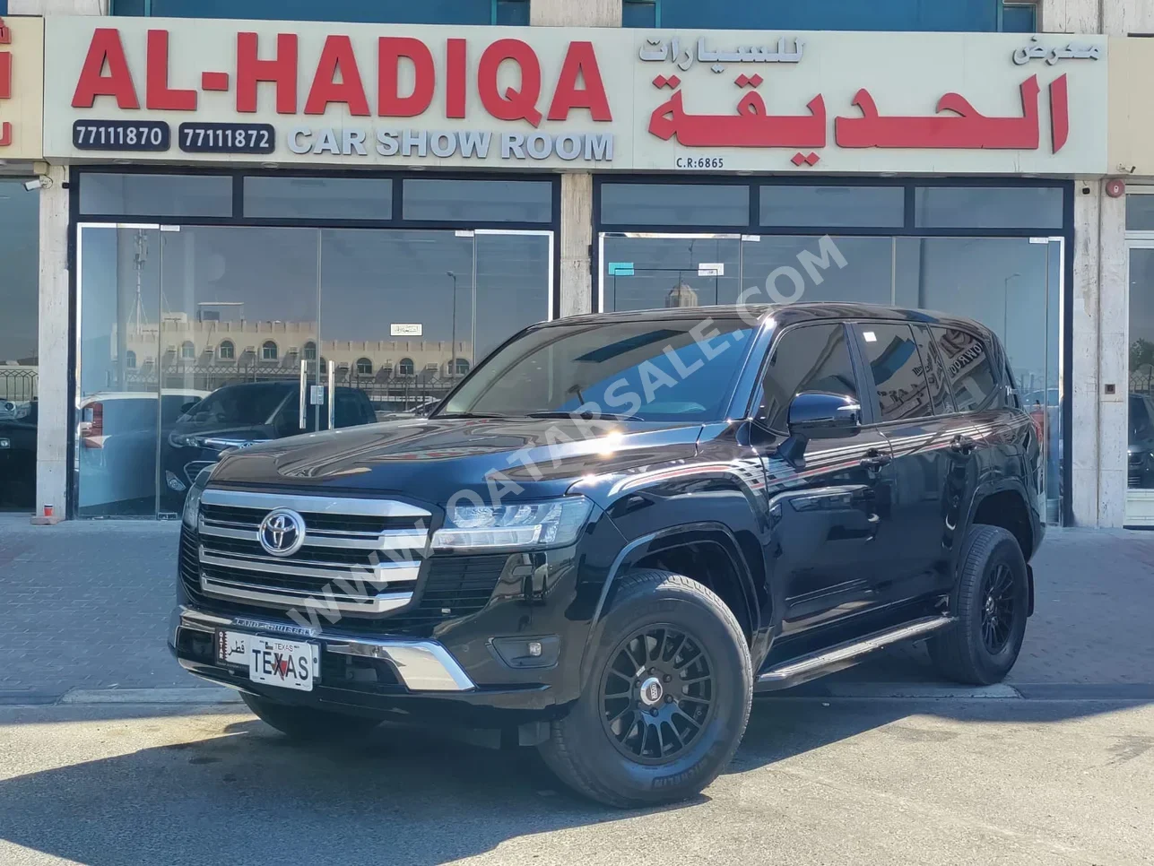 تويوتا  لاند كروزر  جي اكس ار توين توربو  2022  اوتوماتيك  154,000 كم  6 سلندر  دفع رباعي  اس يو في  أسود