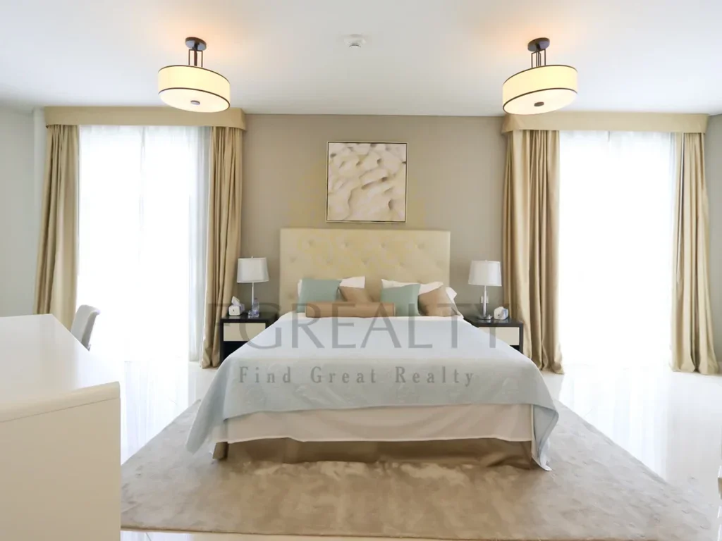 2 Bedrooms  Apartment  For Rent  in Lusail -  Marina District  Fully Furnished