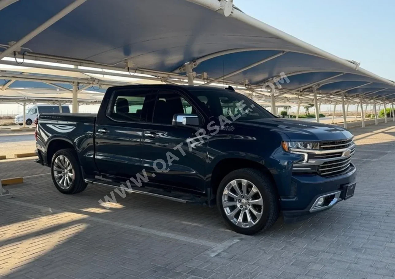 شفروليه  سلفرادو  هاي كاونتري  2021  اوتوماتيك  198,000 كم  8 سلندر  دفع رباعي  بيكب  أزرق غامق  تحت الضمان