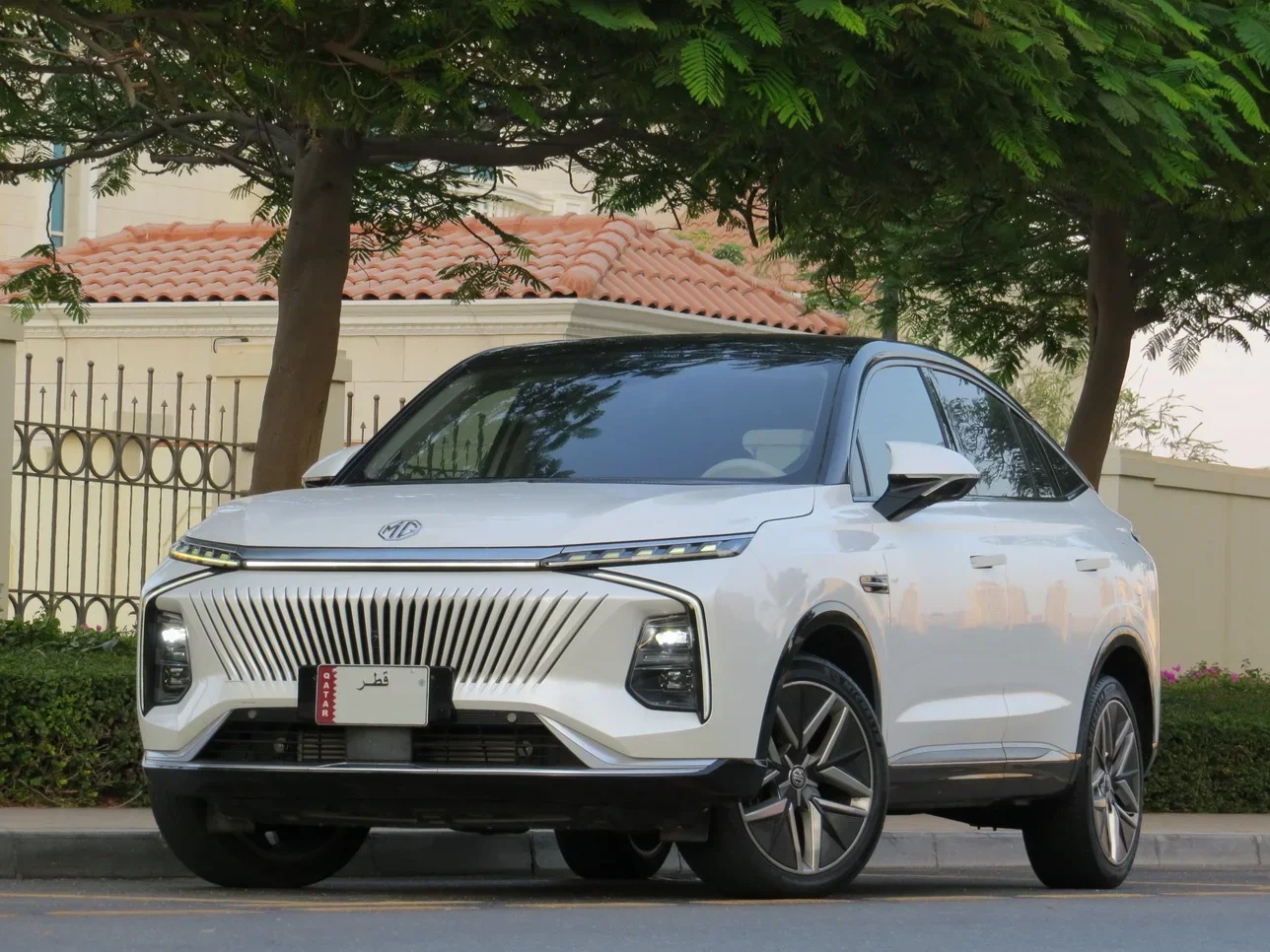 ام جي ويل 2024 اوتوماتيك 35,000 كم 4 سلندر سحب امامي اس يو في أبيض تحت الضمان