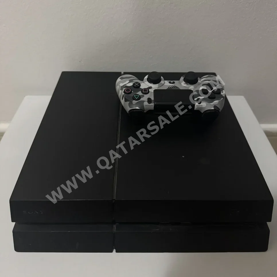 Video Games Consoles - Sony  - PlayStation 4  - 512 GB  -Included Controllers: 1