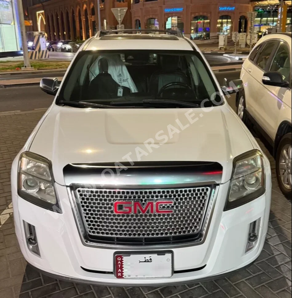 GMC  Terrain  Denali  2014  Automatic  186,000 Km  6 Cylinder  All Wheel Drive (AWD)  SUV  White