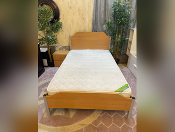 Beds - Home Center  - Queen