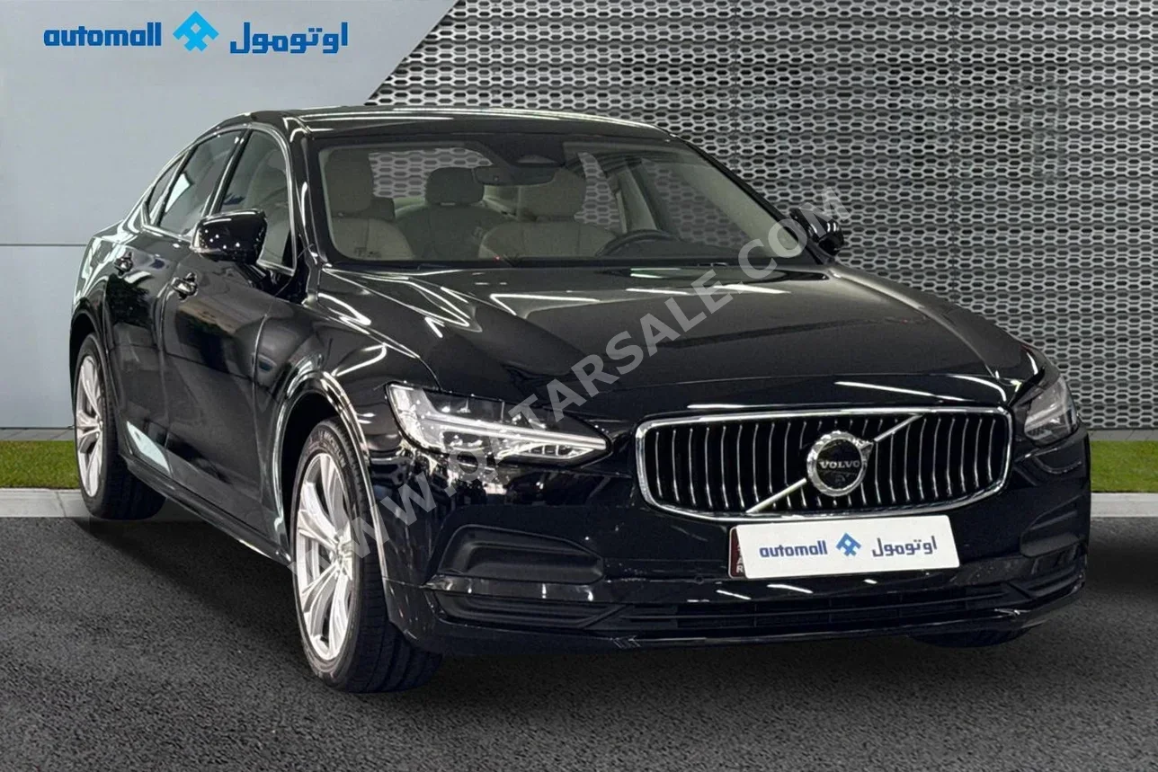 Volvo  S  90  2023  Automatic  15,616 Km  4 Cylinder  All Wheel Drive (AWD)  Sedan  Black  With Warranty