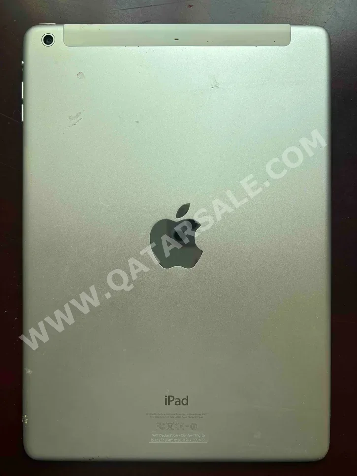 Apple  iPad Air  1  2013 -  16 GB - Connectivity Wi-Fi + Cellular