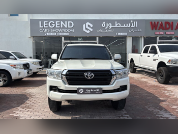 تويوتا  لاند كروزر  جي  2016  اوتوماتيك  362,251 كم  6 سلندر  دفع رباعي  اس يو في  أبيض لؤلؤي