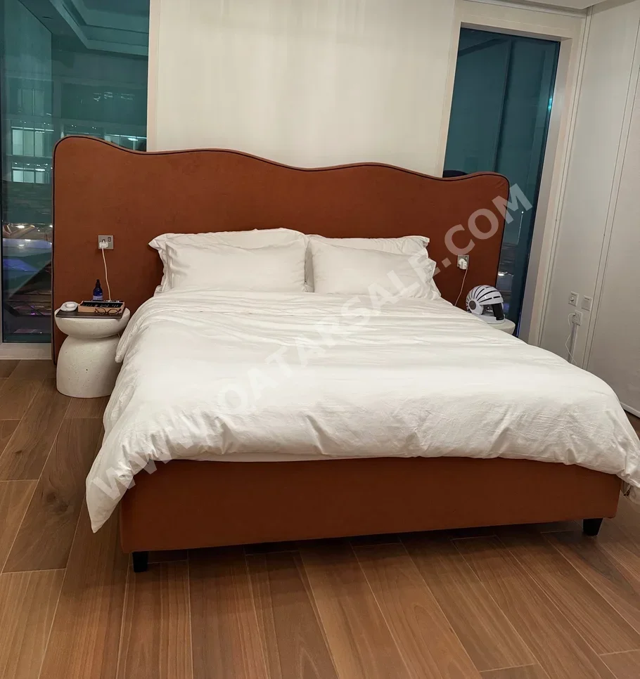 Beds - King  - Brown