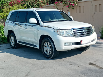 Toyota  Land Cruiser  GX  2011  Automatic  370,000 Km  6 Cylinder  Four Wheel Drive (4WD)  SUV  White