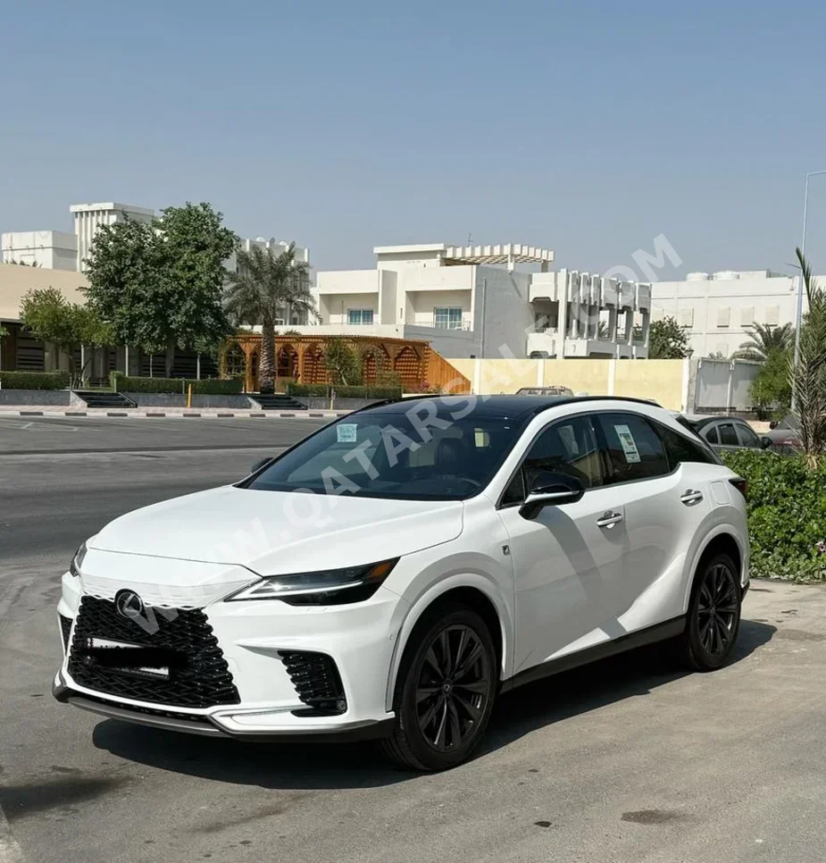 لكزس  ار اكس  350  2025  اوتوماتيك  0 كم  6 سلندر  دفع رباعي  اس يو في  أبيض  تحت الضمان