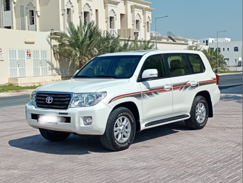 Toyota  Land Cruiser  GX  2012  Automatic  115,000 Km  6 Cylinder  Four Wheel Drive (4WD)  SUV  White
