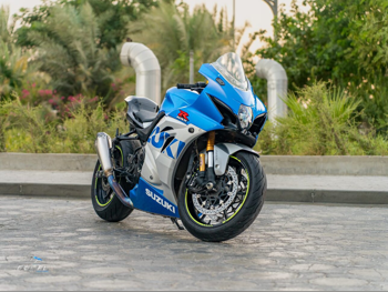 Suzuki  GSX-R 1000 -  2021 - Color Blue & Silver