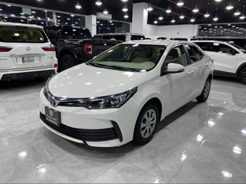 Toyota  Corolla  XLI  2018  Automatic  63,000 Km  4 Cylinder  Front Wheel Drive (FWD)  Sedan  White