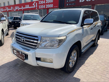 Toyota  Land Cruiser  G  2010  Automatic  571,000 Km  6 Cylinder  Four Wheel Drive (4WD)  SUV  White
