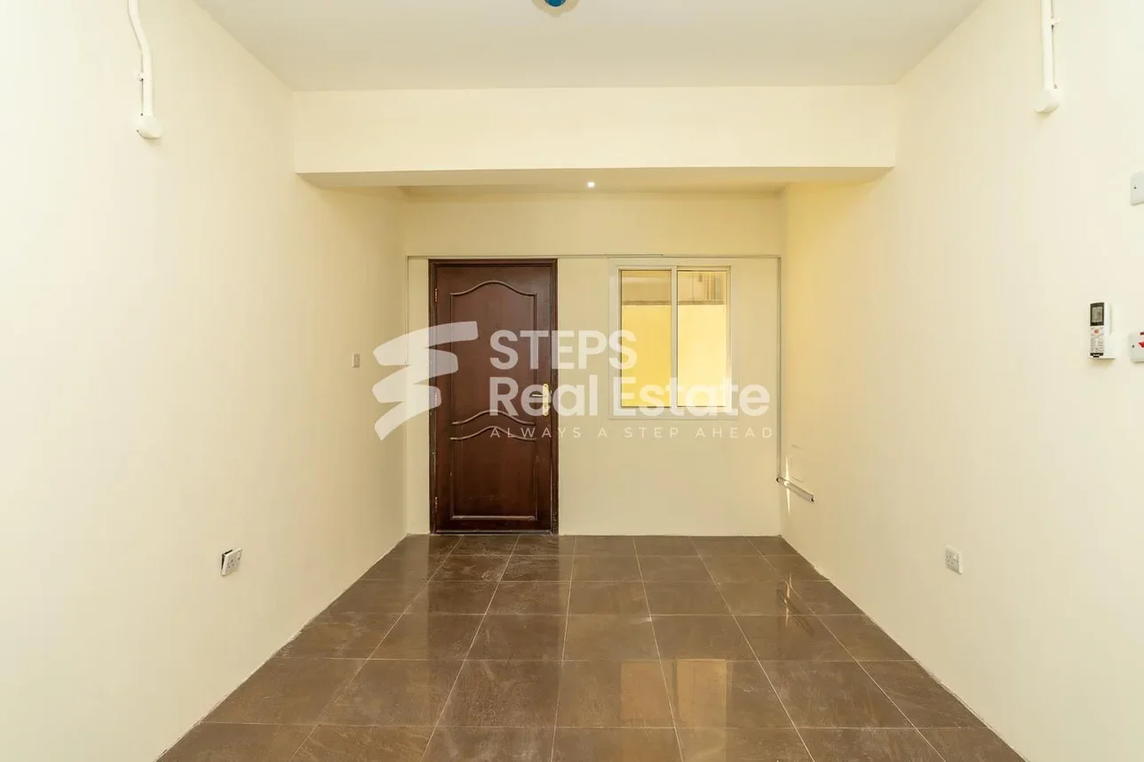 Labour Camp Al Rayyan  Industrial Area  9 Bedrooms