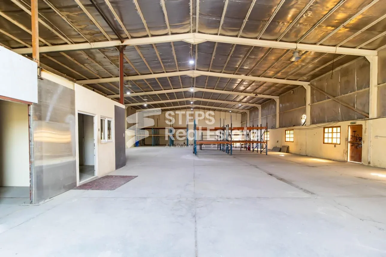 Warehouses & Stores - Al Rayyan  - Industrial Area  -Area Size: 1008 Square Meter