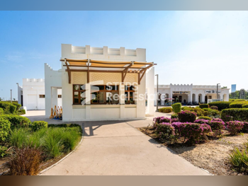 Commercial Shops - Not Furnished  - Doha  For Rent  - Al Bidda