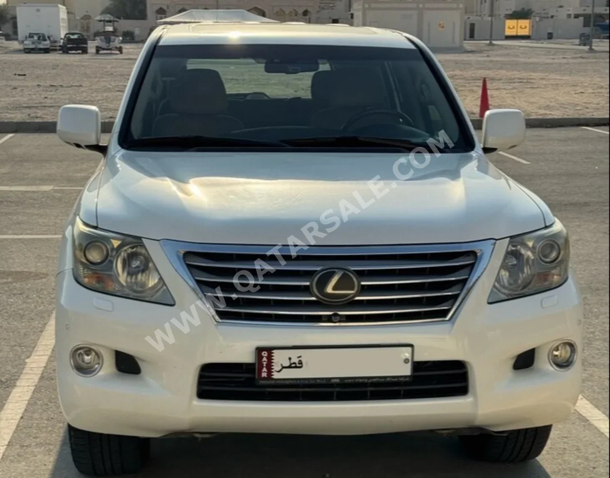 لكزس  ال اكس  570  2010  اوتوماتيك  326,000 كم  8 سلندر  دفع رباعي  اس يو في  أبيض