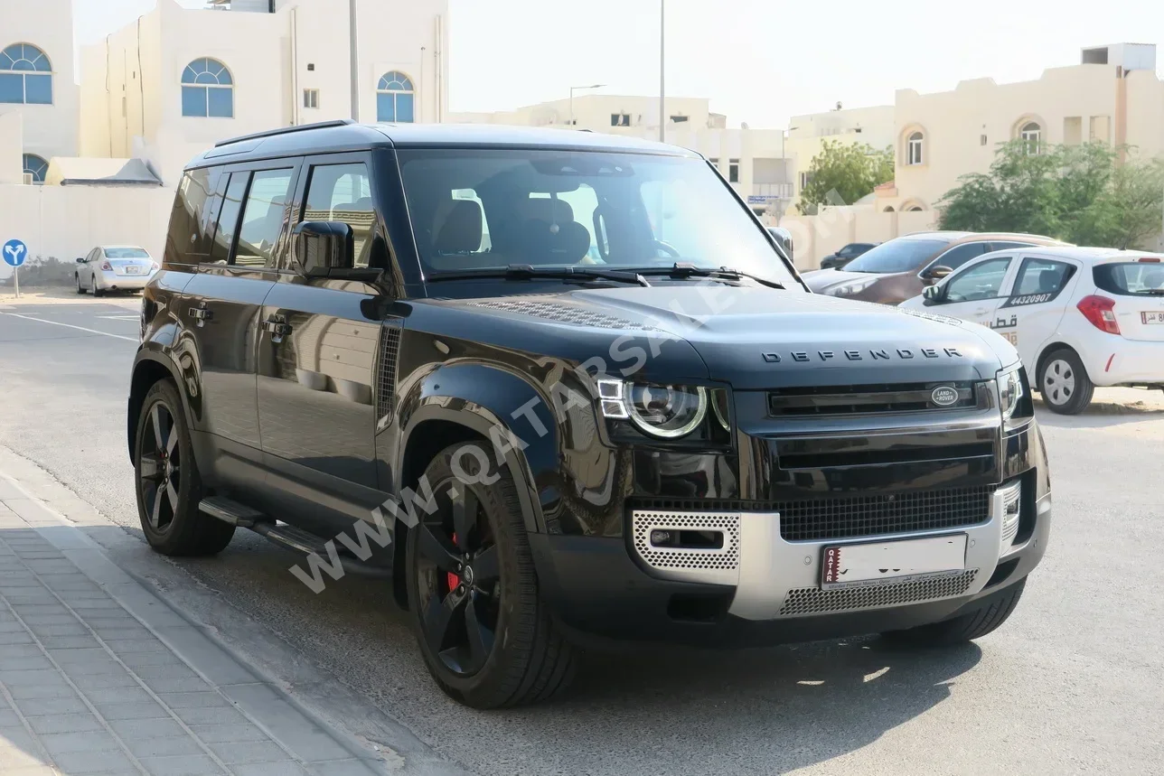 لاند روفر  ديفيندر  110  2023  اوتوماتيك  54,400 كم  6 سلندر  دفع رباعي  اس يو في  أسود  تحت الضمان