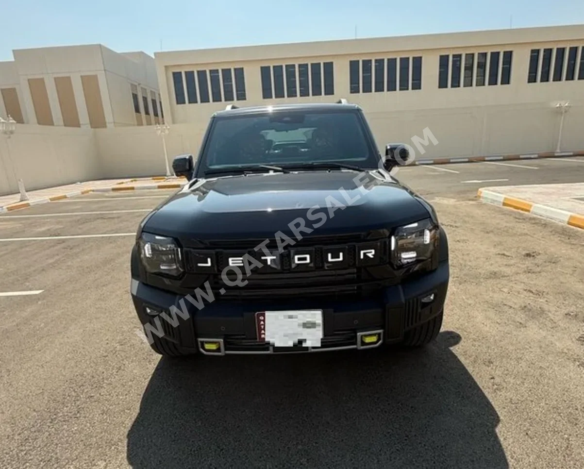 Jetour  T2  Luxury  2026  Automatic  2,600 Km  4 Cylinder  Four Wheel Drive (4WD)  SUV  Black  With Warranty