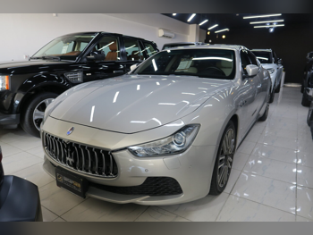 Maserati  Ghibli  2016  Automatic  112,000 Km  6 Cylinder  Rear Wheel Drive (RWD)  Sedan  Gold