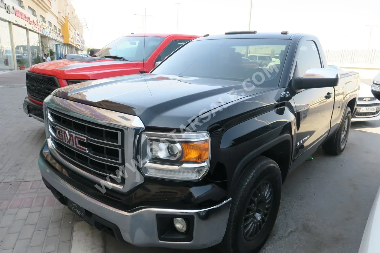 GMC  Sierra  1500  2014  Automatic  56,000 Km  8 Cylinder  Four Wheel Drive (4WD)  Pick Up  Black