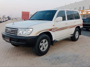 Toyota  Land Cruiser  GX  2003  Automatic  400,000 Km  6 Cylinder  Four Wheel Drive (4WD)  SUV  White