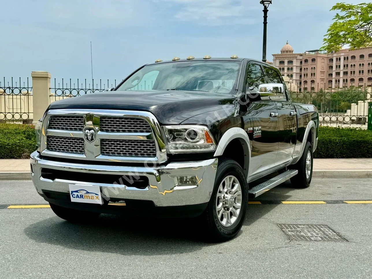 Dodge  Ram  2500  2015  Automatic  64,000 Km  8 Cylinder  Four Wheel Drive (4WD)  Pick Up  Black