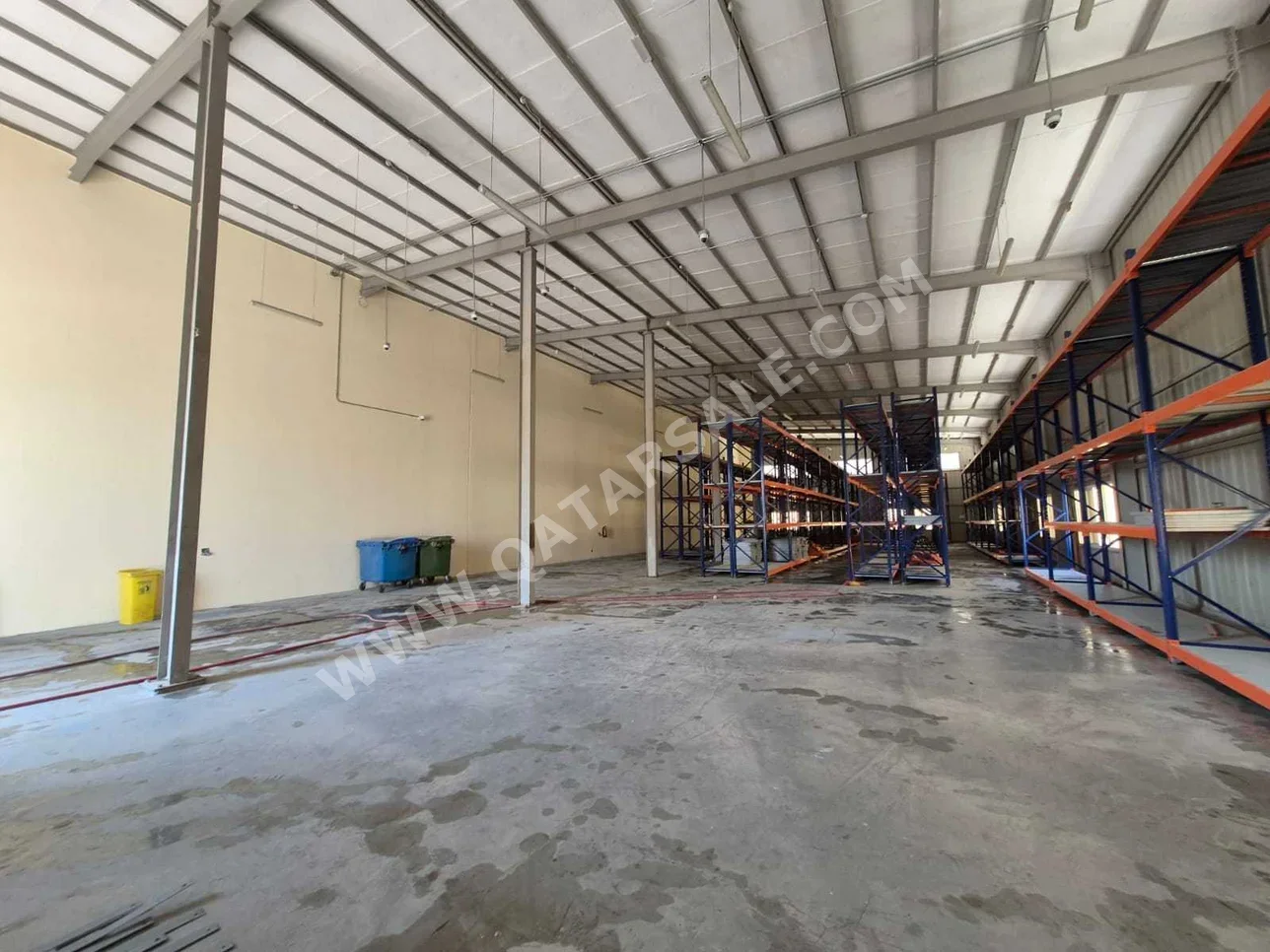Warehouses & Stores - Al Wakrah  - Barkit Al Awamer  -Area Size: 2000 Square Meter