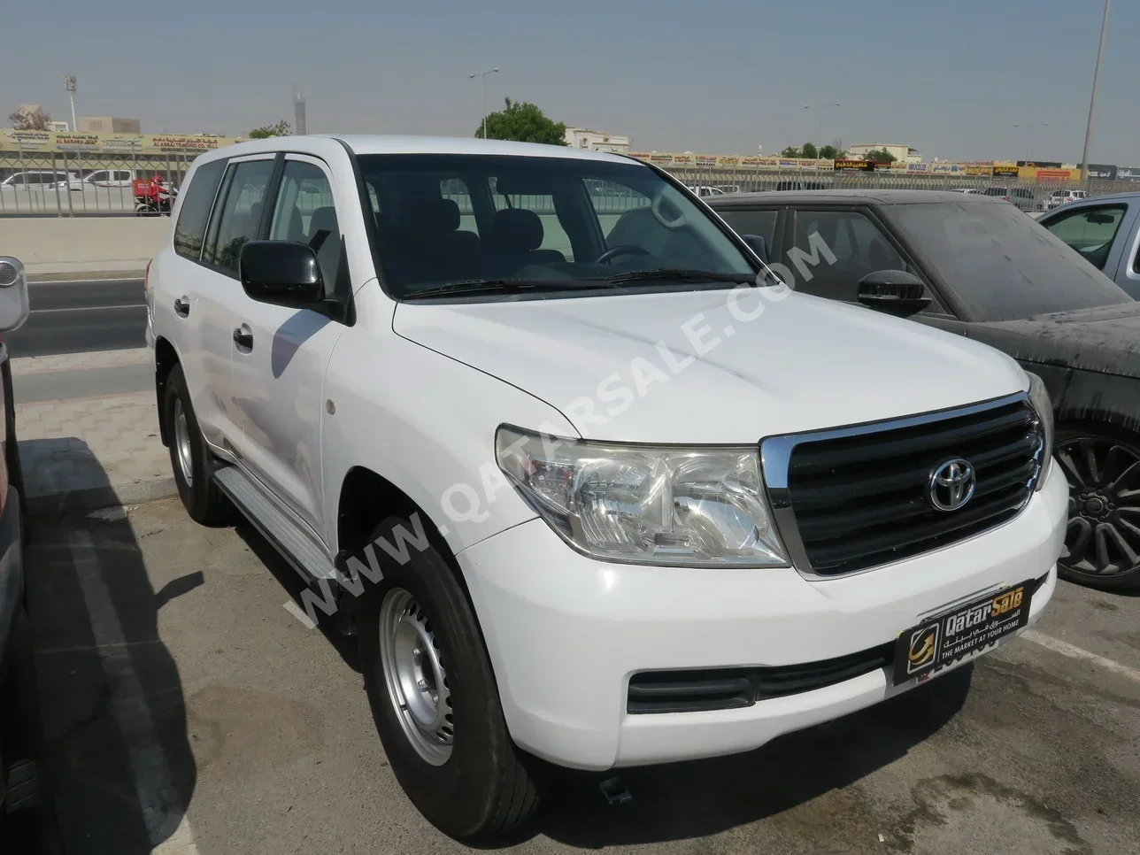 Toyota  Land Cruiser  G  2009  Automatic  320,000 Km  6 Cylinder  Four Wheel Drive (4WD)  SUV  White