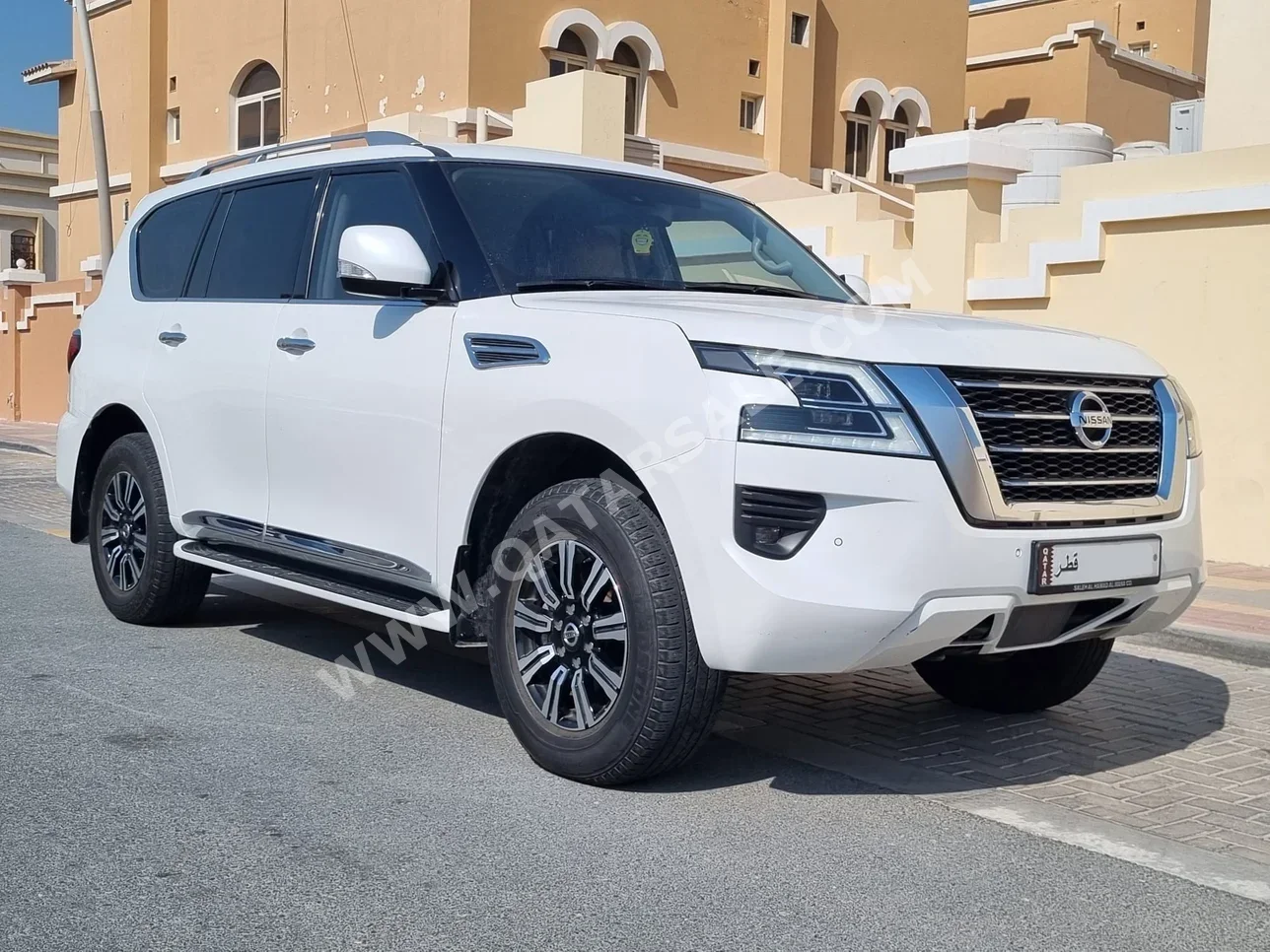 نيسان  باترول  تيتانيوم  2020  اوتوماتيك  97,000 كم  6 سلندر  دفع رباعي  اس يو في  أبيض