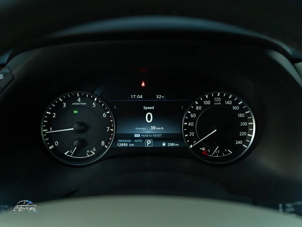 نيسان باترول اس اي 2023 اوتوماتيك 13,000 كم 6 سلندر دفع رباعي اس يو في أزرق غامق تحت الضمان