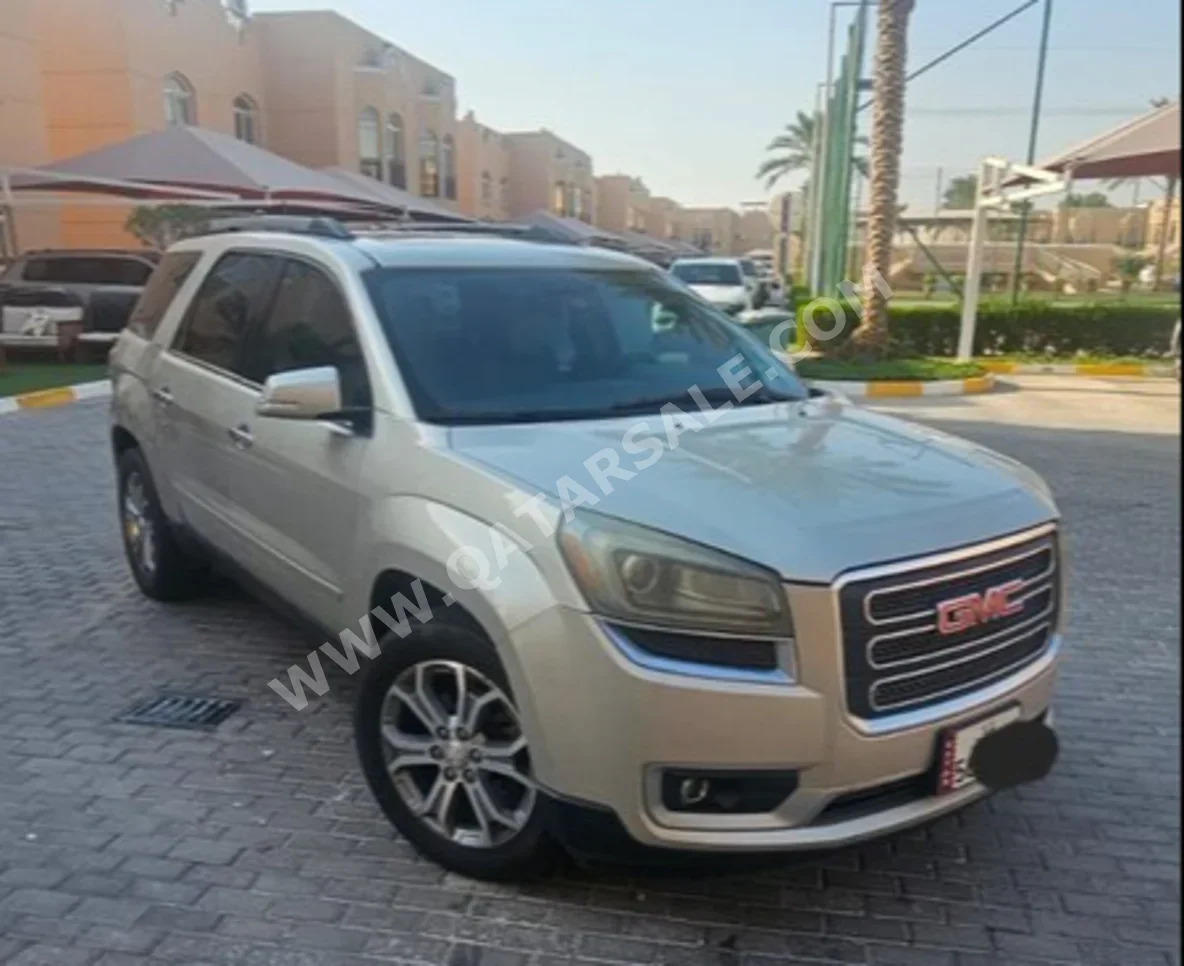 GMC  Acadia  SLT  2014  Automatic  195,000 Km  8 Cylinder  Four Wheel Drive (4WD)  SUV  Beige