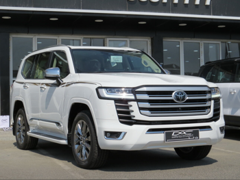 Toyota  Land Cruiser  VXR Twin Turbo  2025  Automatic  0 Km  6 Cylinder  Four Wheel Drive (4WD)  SUV  White  With Warranty