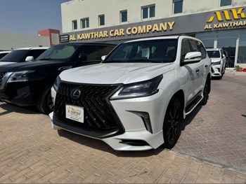 Lexus  LX  570 S  2019  Automatic  95,000 Km  8 Cylinder  Four Wheel Drive (4WD)  SUV  White