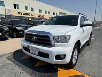 Toyota  Sequoia  SR5  2014  Automatic  307,000 Km  8 Cylinder  Four Wheel Drive (4WD)  SUV  White