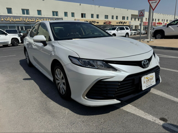 Toyota  Camry  LE  2022  Automatic  106,000 Km  4 Cylinder  Front Wheel Drive (FWD)  Sedan  White