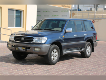 تويوتا  لاند كروزر  جي اكس ار  2002  اوتوماتيك  230,000 كم  6 سلندر  دفع رباعي  اس يو في  أزرق غامق