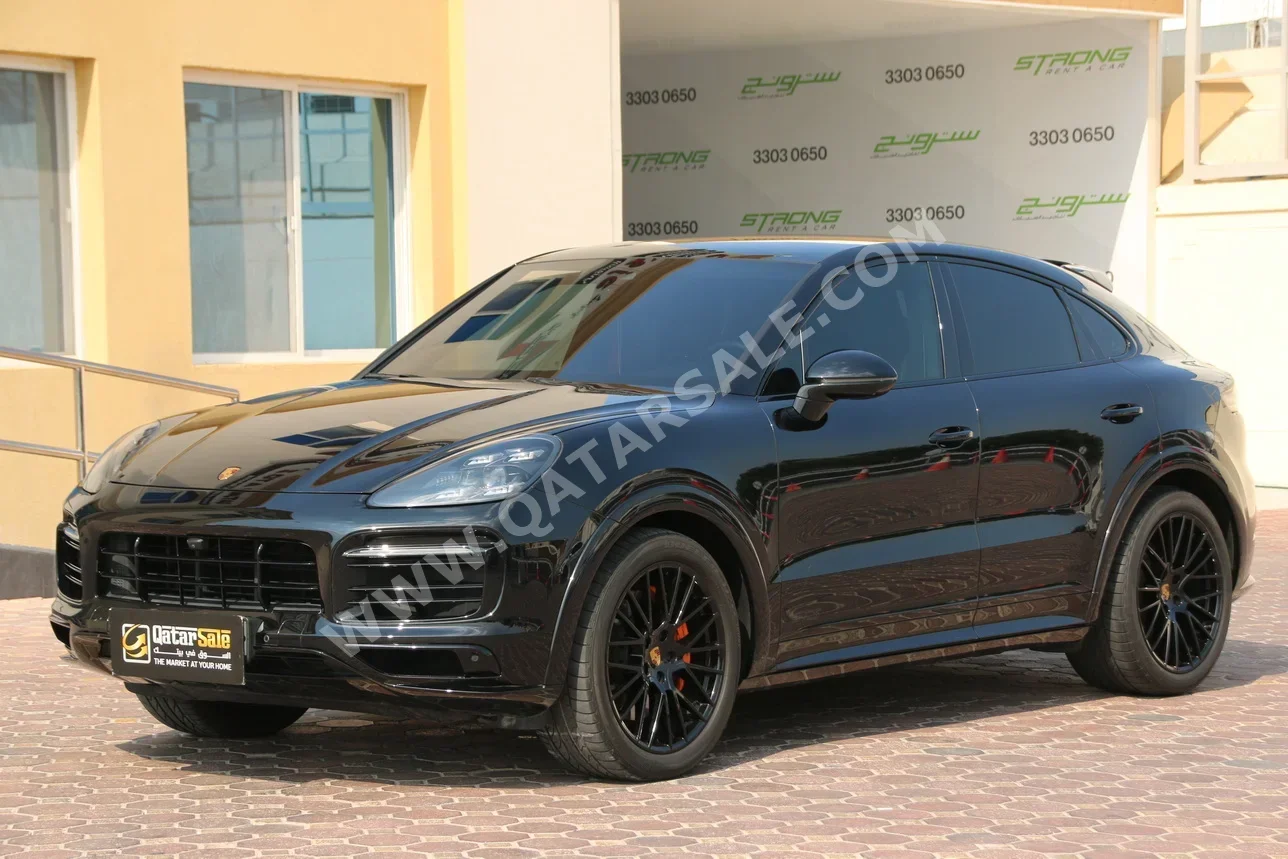 Porsche  Cayenne  GTS  2022  Automatic  69,000 Km  8 Cylinder  Four Wheel Drive (4WD)  SUV  Black  With Warranty