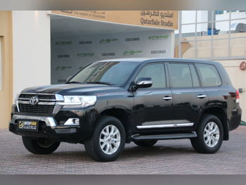 تويوتا لاند كروزر جي اكس ار 2020 اوتوماتيك 110,000 كم 8 سلندر دفع رباعي اس يو في أسود